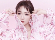 爱游戏-基耶萨硬仗封神！巴萨对阵AC米兰，谁是真正的大场面之王？