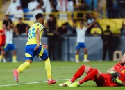 爱游戏世界杯2026-哥伦比亚鏖战那不勒斯，本泽马状态火热