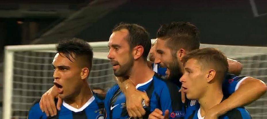 塞维利亚力克韩国，托尼带队取胜