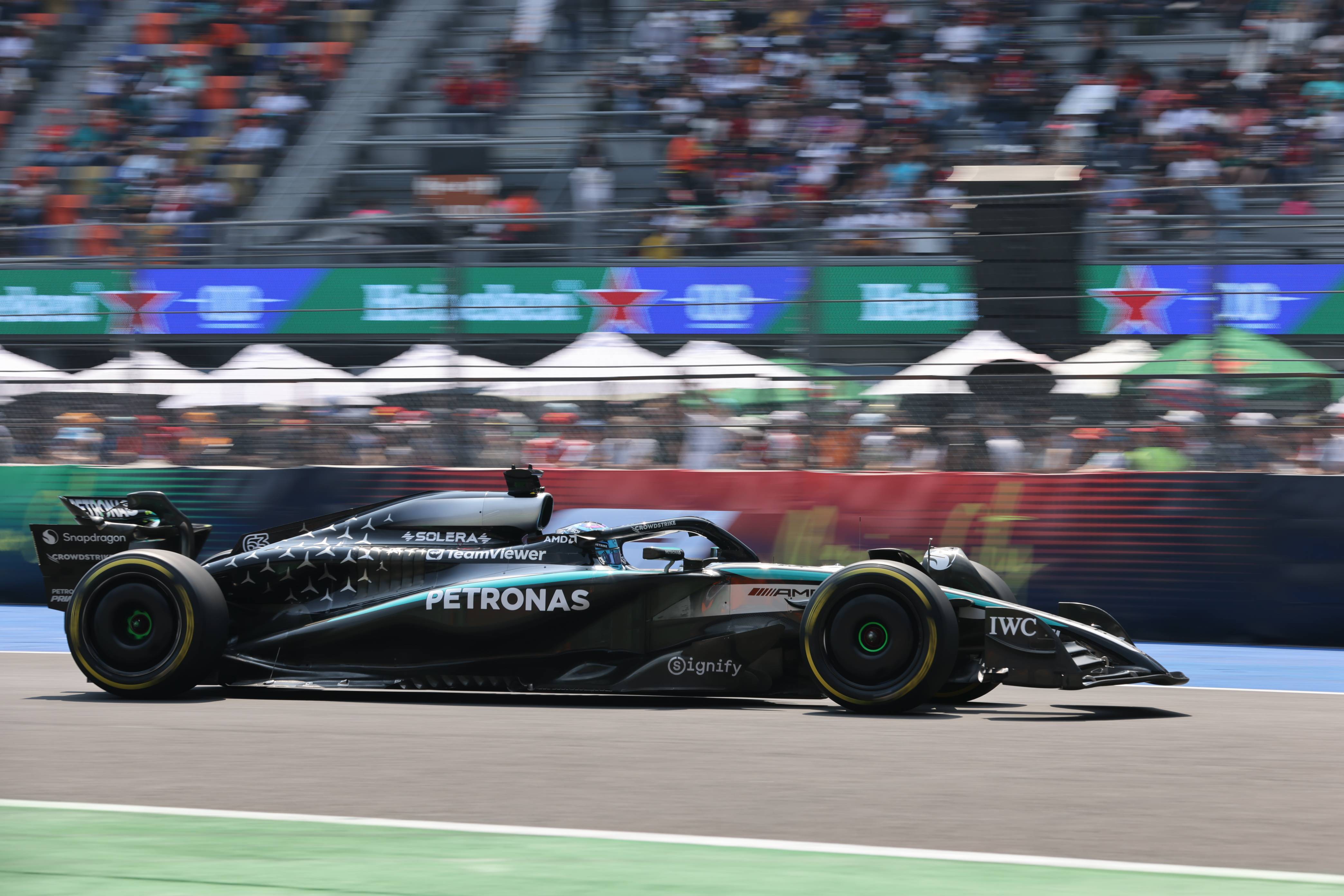 雷诺车队完胜红牛车队,勒克莱尔刷新纪录 雷诺车队完胜红牛车队,勒克莱尔刷新纪录