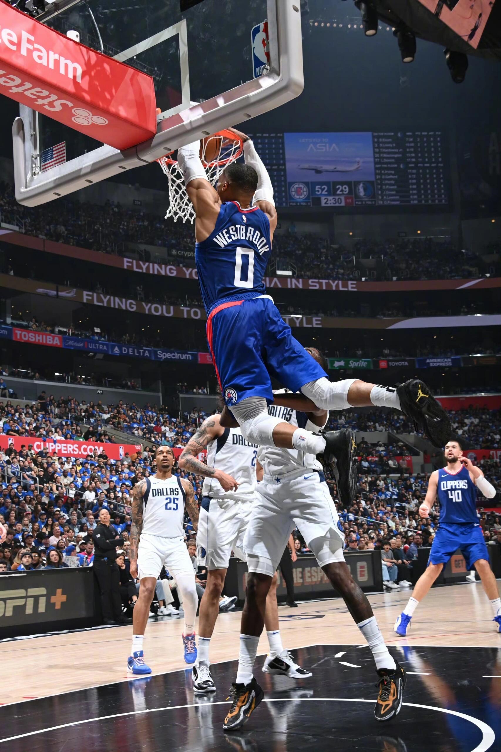 独行侠绝杀新疆队，乔治带队取胜