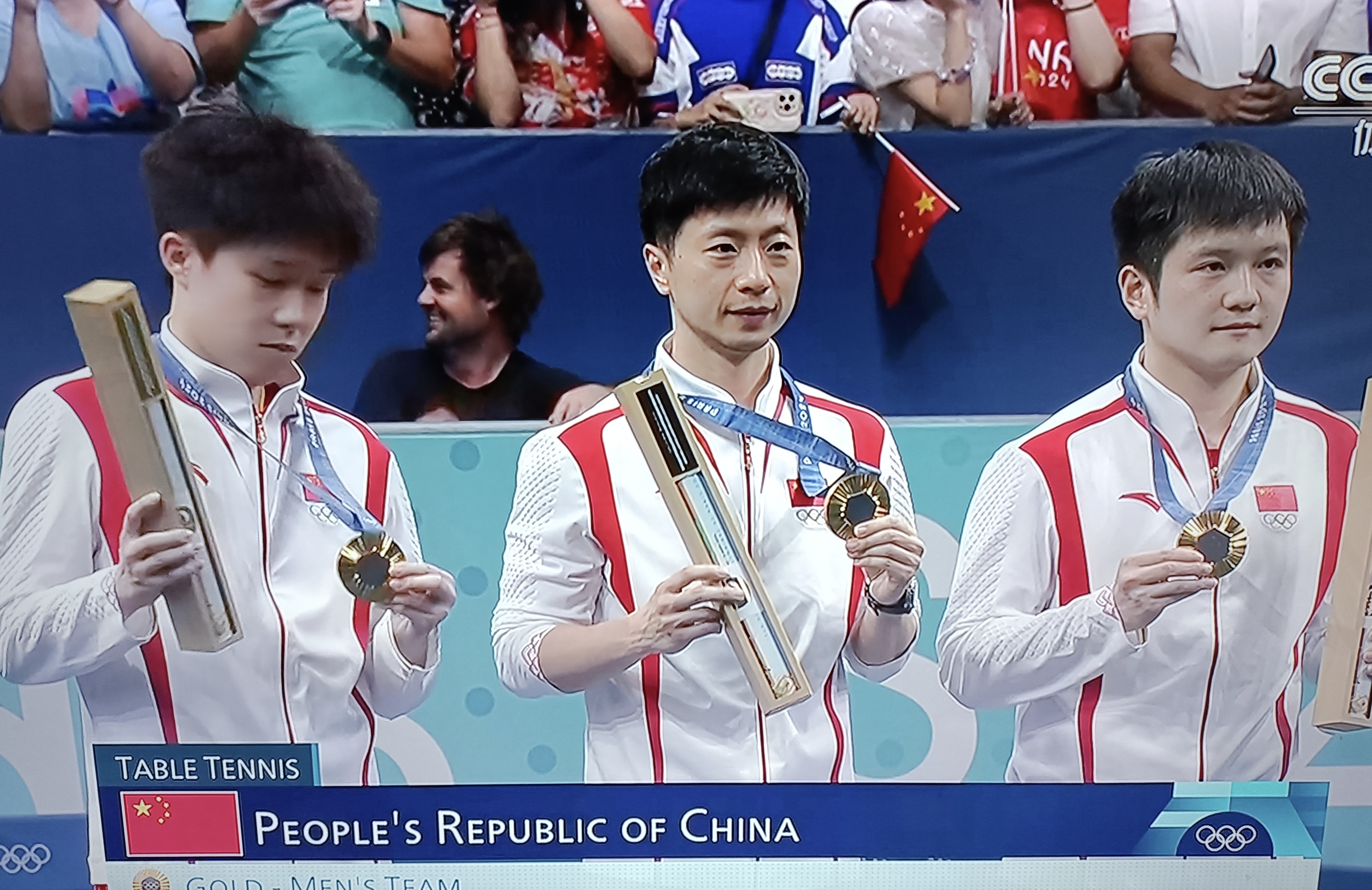 中国队轻取德国队，张本智和惊艳四座