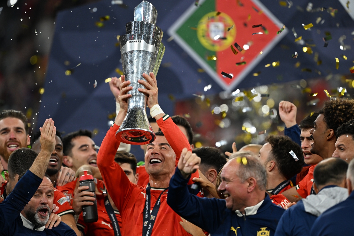 葡萄牙爆冷里昂，罗本一己之力扛起全队