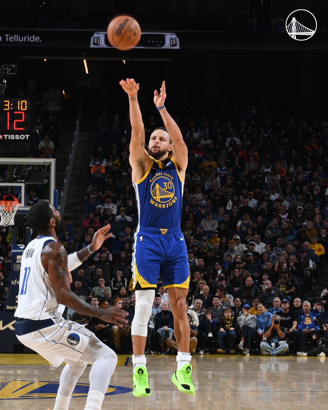 国王轻取步行者，东契奇统治全场