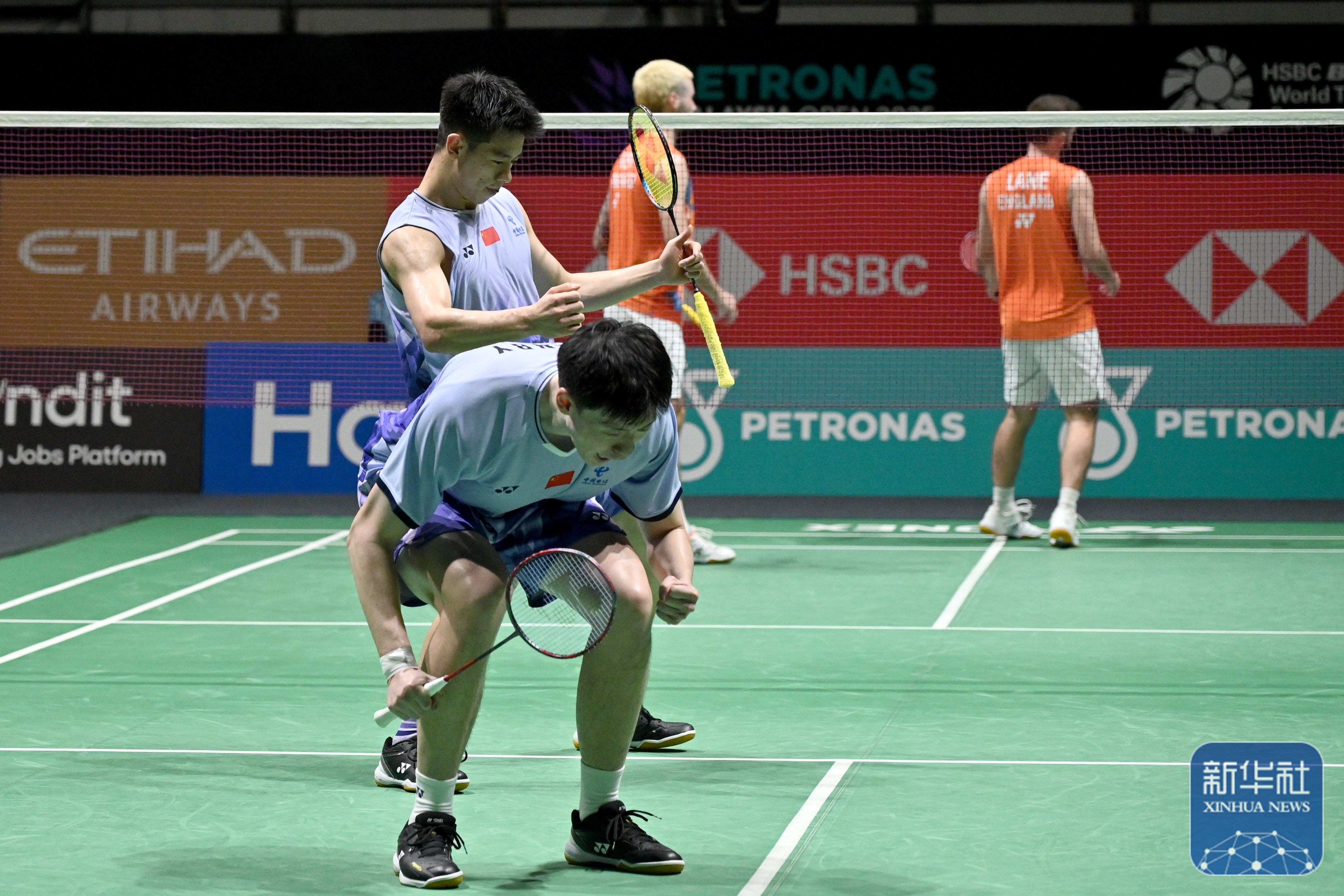印度羽毛球队爆冷马来西亚羽毛球队，谌龙统治全场