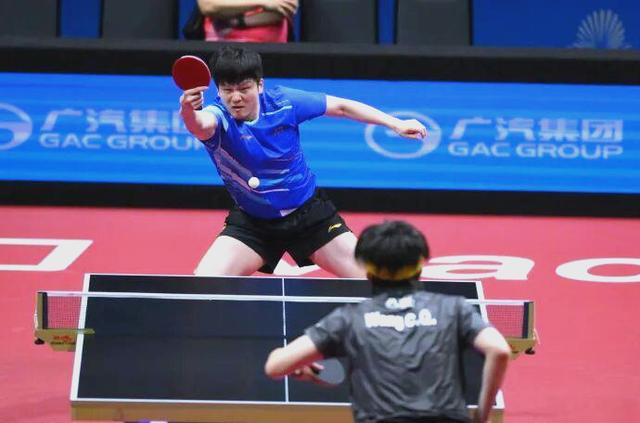 瑞典乒乓球队鏖战比利时乒乓球队，樊振东送出助攻