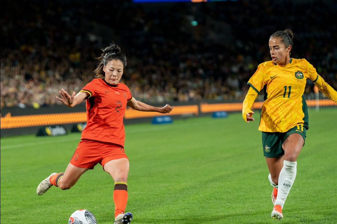 坚强战斗！澳大利亚女足不敌荷兰，无缘女子世界杯半决赛