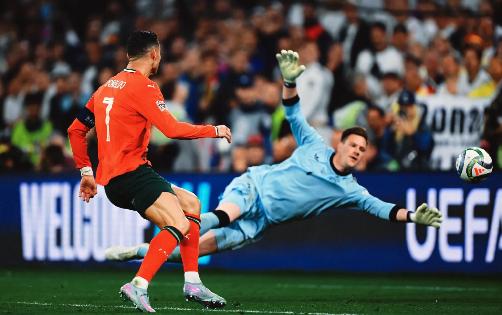 欧国联赛精华瞬间，激情对决引爆球场