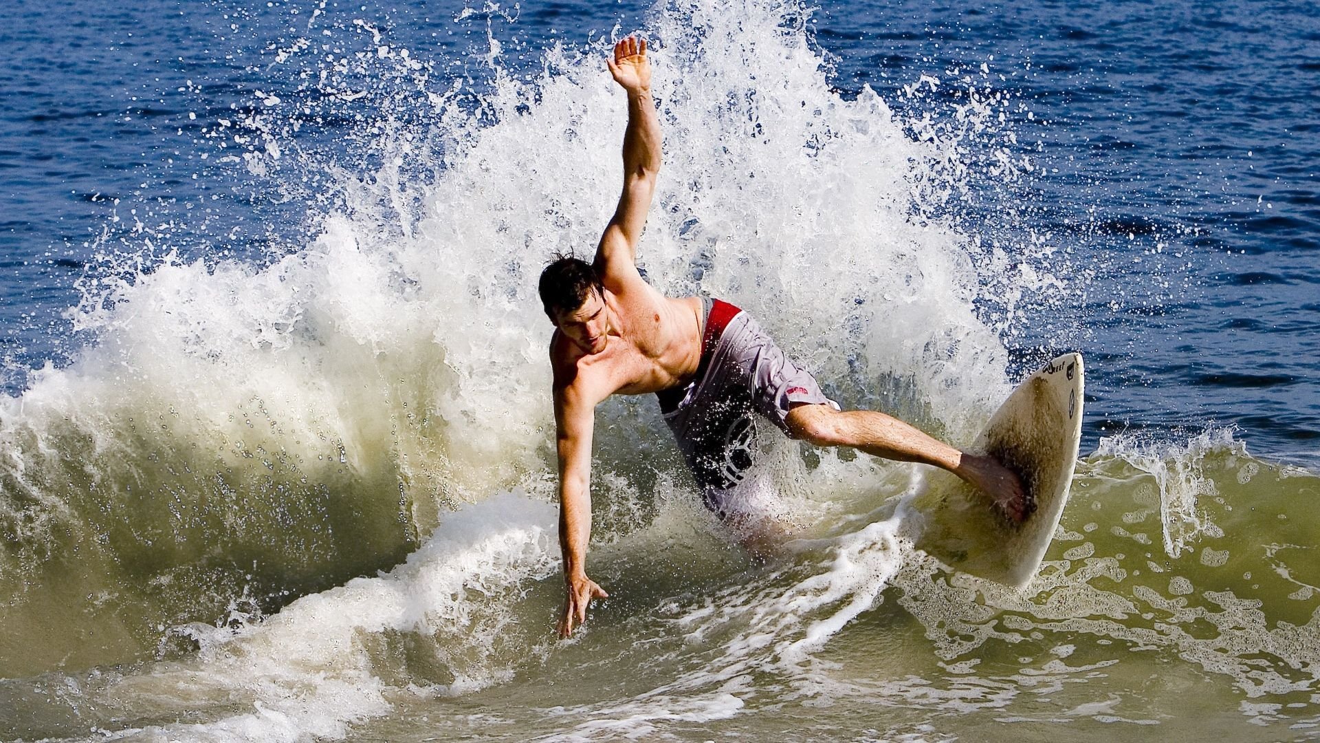 马克西独舞东方，当热火铁血遇上浙江灵动，一场定义唯一的表演